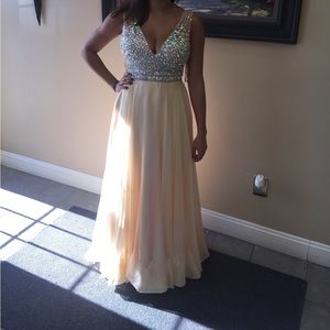 Gold/Cream Jovani Prom Dress size 8